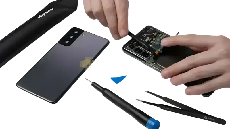 Repairing Samsung Galaxy S smartphone screen with tools for Samsung Galaxy S screen repair