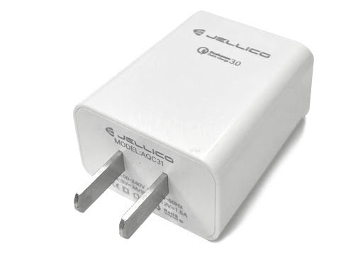 AQC31 QC3.0 18W Fast 3.1A wall charger_White